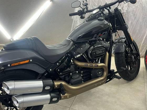 HARLEY-DAVIDSON SOFTAIL FAT BOB 114 